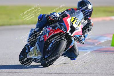 media/Jan-20-2023-Fastrack Riders (Fri) [[f2ad32aba3]]/Private/session 5 turn 13/